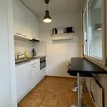 Apartment Cute Next To Museum Of Art - Art 9 *