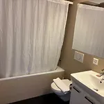 Cozy 1br In Popular Kreis 3 - West 11 Apartment *