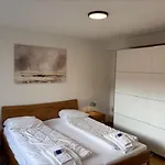 Apartment Cozy 1br In Popular Kreis 3 - West 11 Zurich