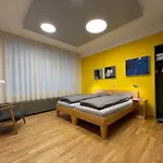 Holzlager Bed & Breakfast