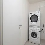 Downtown Dream 2 5Br With Balcony And Style Ba 51