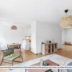 Chic Apartment Near Zurich Center