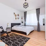 Kaya Zurich Apartment Gold