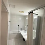 Hitrental Stauffacher Apartment Zurich