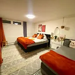 120M2 Modern 3-Bedroom Loft In Zuerich