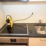 Cozy Studio Near Main Station - Color 2