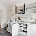 Basic Apartment With Full Kitchen