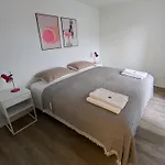 Apartment Up&great - Chic Urban Homes *