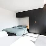 Modern 1 Room Apartment In District 4