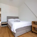 Kaya 5a * Zurich
