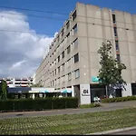 Executive Suite Top Location & Fast Free Wi-Fi & Ac & Parking