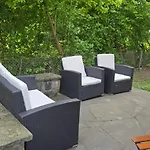 Eco Homestay *
