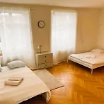 Amazing Apartments, Heart Of Old Town Glocken - Self Checkin Apartment Zurich