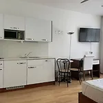 Renovated Apartment Near Zurich Lake Sees - Self Checkin