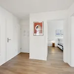 Apartment Up&great - Chic Urban Homes