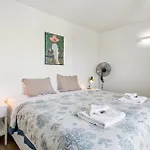 Apartment Up&great - Chic Urban Homes