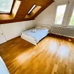 Large Flats, Hwa - Self Checkin Apartment