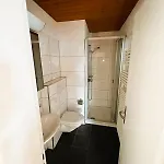 Large Flats, Hwa - Self Checkin Apartment