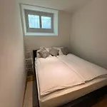 Apartment Station Apartment, 2 Bedroom & Sofabed Zurich