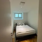 Station Apartment, 2 Bedroom & Sofabed Apartment Zurich