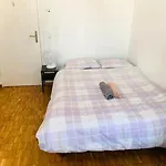 City Center Apartments In Zurich Downtown With Balcony Bad Mull Jak - Self Checkin