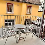 City Center Zurich Downtown Studio With Balcony Erlach - Self Checkin