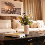 Chalet Suite *