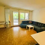 2 Room Beautiful Zurich City Center Downtown Flat With Balcony Bir - Self Checkin