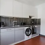 Saint Suite Zürich - 90 qm, 3 Schlafzimmer, Balkon&kostenloser Parkplatz