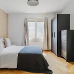 Saint - 90 Qm, 3 Schlafzimmer, Balkon & Kostenloser Parkplatz Apartment *