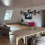 Maison Zueri Apartment *