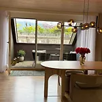 Maison Zueri Apartment *