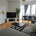 Downtown Dream 3 5Br With Balcony And Style Ba21