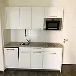 2 Room Flats With Balcony In Zurich Center Hilda - Self Checkin