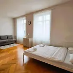 Amazing Apartments, Heart Of Old Town Glocken - Self Checkin Zurich
