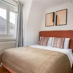 Azure Suite - Free Parking