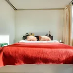 Art Loft Downtown Apartment *