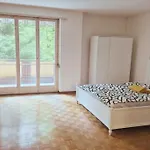Apartment Center Flats With Balcony & Garden View Rigi - Self Checkin
