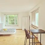 Center Flats With Balcony & Garden View Rigi - Self Checkin Apartment *