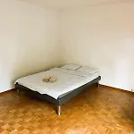 Apartment Center Flats With Balcony & Garden View Rigi - Self Checkin Zurich
