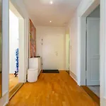 Kaya Diamond - 2br With Huge Terrace Apartment
