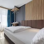 Nani City Hotel