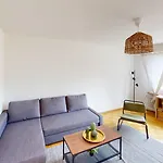 Basic & Simple On Langgruetstrasse