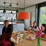 Josephine\'S Guesthouse - Women Only With Rooftop And Community Area