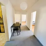 5 Bedroom Center With Balcony Dorf - Self Checkin Zurich