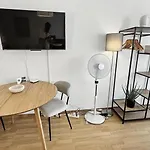 Stylish Studio In City Center - Crown 36