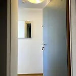 Charming Riverside Studio - Stork 41