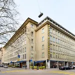 Glärnischhof by TRINITY