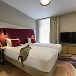 Aparthotel Adagio Center 4*