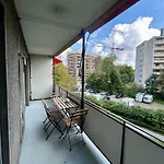 Chic Comfort In A Prime Zurich Location